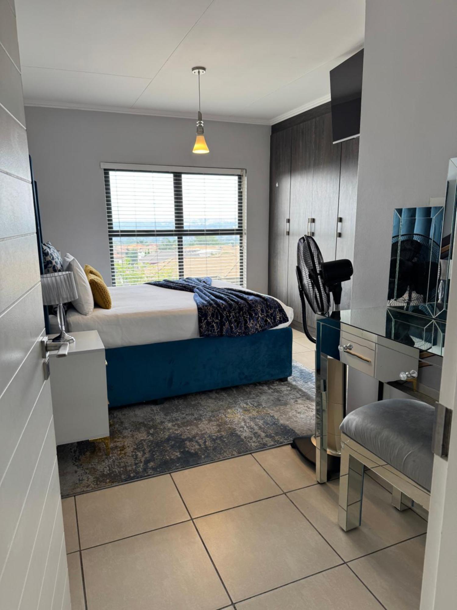 Apartment Jmm Investments 2 Bedroom *